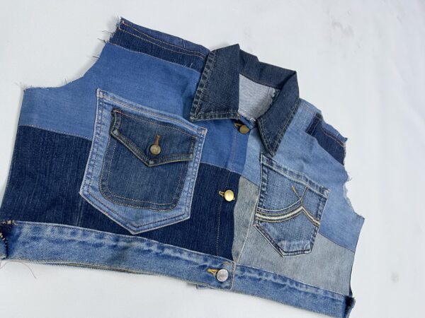 Sleeveless Crop Jacket