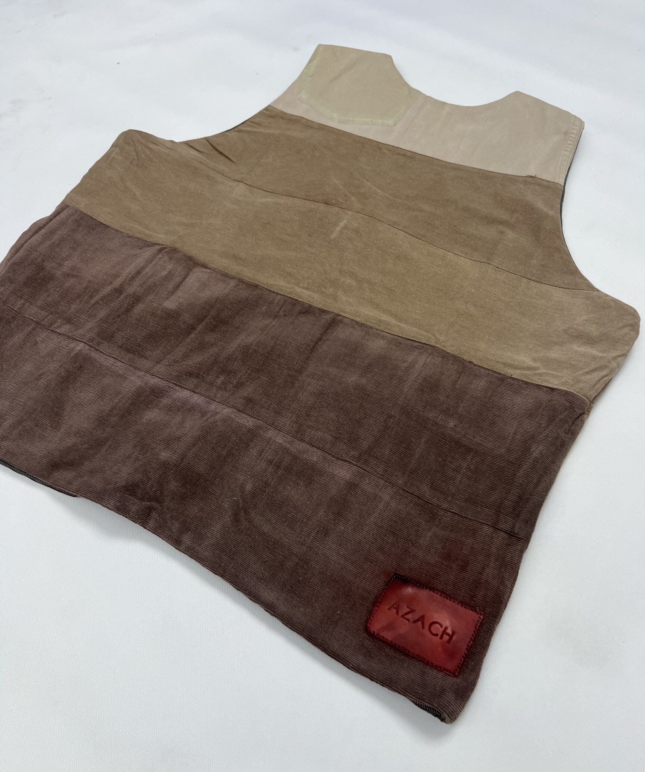 Reversible Symmetry Vest - Image 3