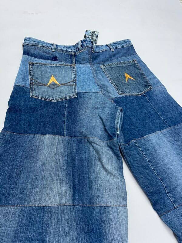 Symmetry Jeans - Image 5