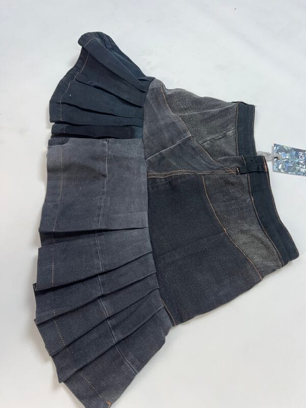 Flair Mini Skirt - Image 4