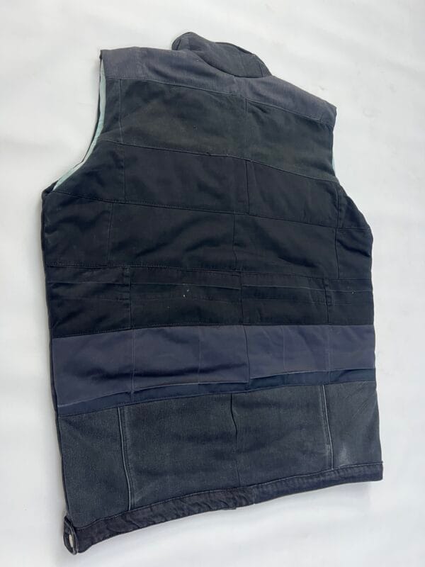 Puff Jacket (sleeve-less) - Image 2
